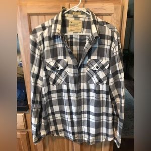 American Eagle Outfitters Flannel - Black & White Men’s - L